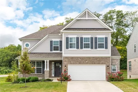 2721 Sky Crossing Dr, Beavercreek, OH 45434