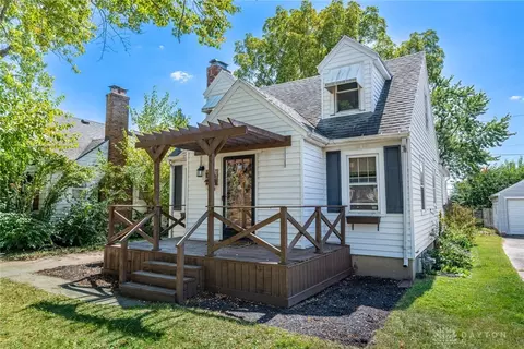 1036 Colwick Dr, Dayton, OH 45420