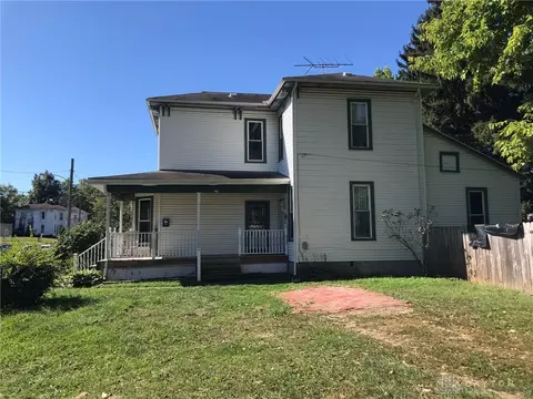 Exterior - 317 S Plum St, Springfield, OH 45506 photo 2 of 7
