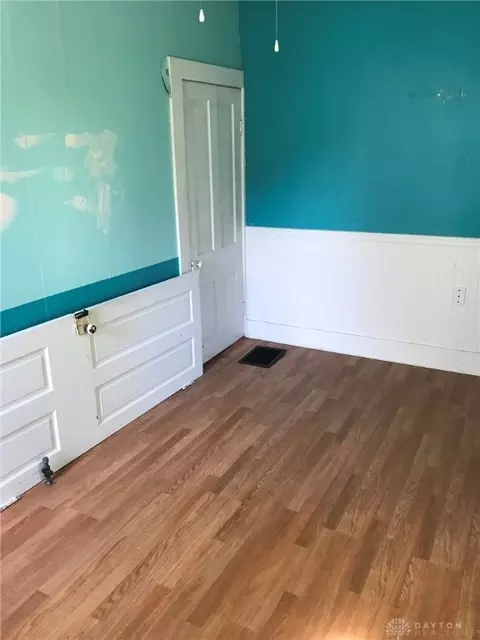Bedroom - 317 S Plum St, Springfield, OH 45506 photo 2 of 6