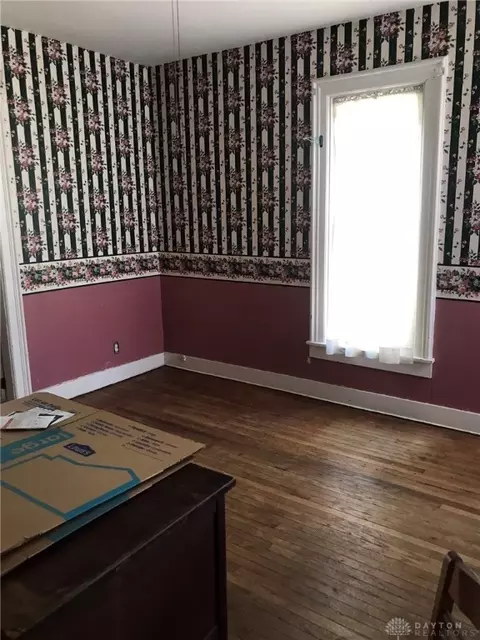 Bedroom - 317 S Plum St, Springfield, OH 45506 photo 6 of 6