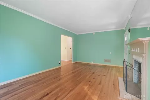 Living - 229 S Bromfield Rd, Kettering, OH 45429 photo 5 of 6