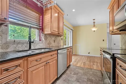 Kitchen - 229 S Bromfield Rd, Kettering, OH 45429 photo 4 of 5