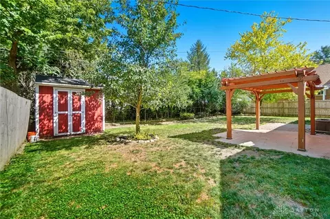 Exterior - 229 S Bromfield Rd, Kettering, OH 45429 photo 13 of 13