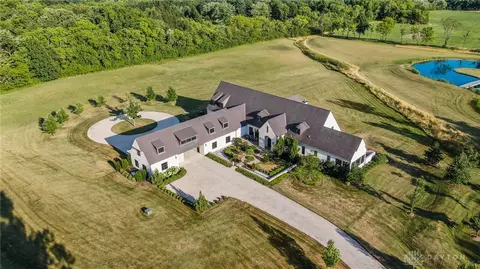 7940 Bunnell Hill Rd, Springboro, OH 45066