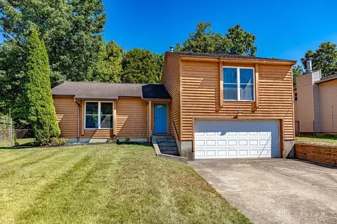 119 Acorn Cir, Oxford, OH 45056