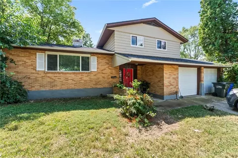 4718 Belcourt Dr, Dayton, OH 45417