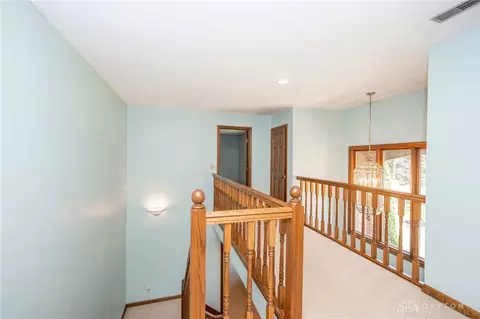 Entry Way - 8531 Eagle Rdg, Springboro, OH 45066 photo 6 of 6