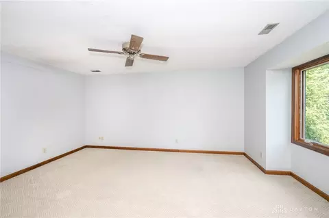 Bedroom - 8531 Eagle Rdg, Springboro, OH 45066 photo 6 of 9