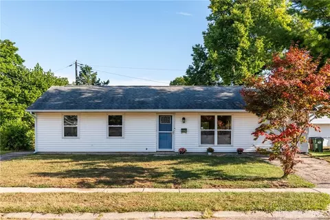 956 Styer Dr, New Carlisle, OH 45344
