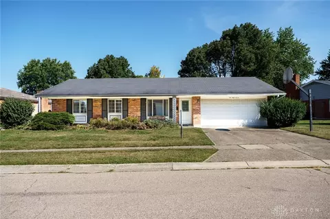 647 Dunraven Pass, Miamisburg, OH 45342