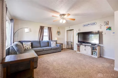 Living - 3120 Larue Dr, Dayton, OH 45429 photo 1 of 2