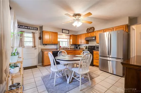Kitchen - 3120 Larue Dr, Dayton, OH 45429 photo 1 of 2