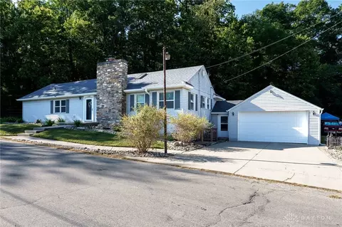 102 Water St, Spring Valley, OH 45370