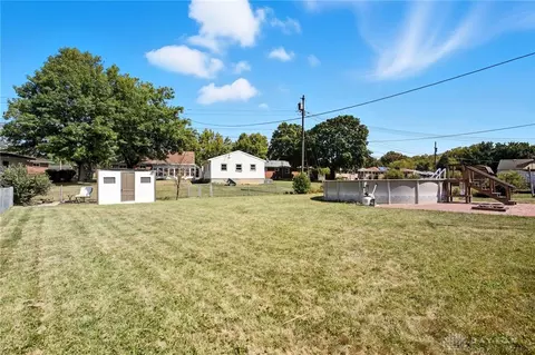 Exterior - 1414 Ronald Rd, Springfield, OH 45503 photo 9 of 12