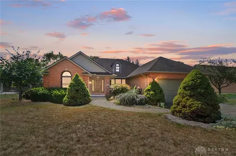 355 Ethelrob Cir, Franklin, OH 45005