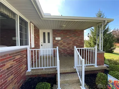 Exterior - 2516 Balsam Dr, Springfield, OH 45503 photo 12 of 12