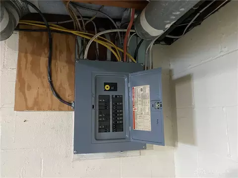 Other - 2516 Balsam Dr, Springfield, OH 45503 photo 3 of 5