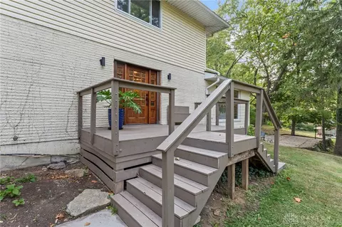 5451 Folkestone Dr, Dayton, OH 45459 photo 3
