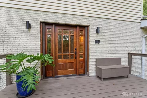 5451 Folkestone Dr, Dayton, OH 45459 photo 4
