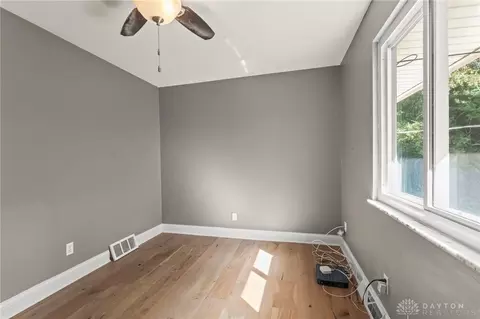 5451 Folkestone Dr, Dayton, OH 45459 photo 31