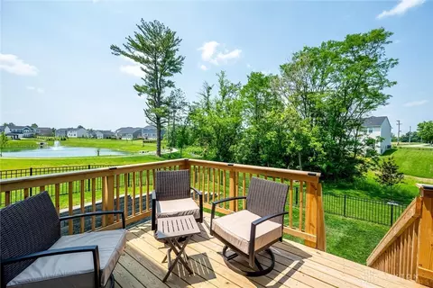 Exterior - 944 Pondside Ln, Morrow, OH 45152 photo 5 of 10