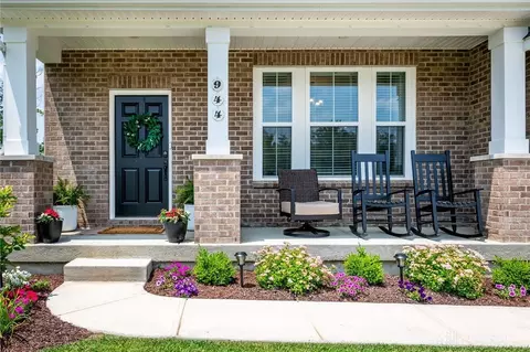 Exterior - 944 Pondside Ln, Morrow, OH 45152 photo 3 of 10