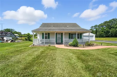 8425 Battin Howell Rd, South Charleston, OH 45368