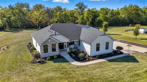 1029 N Liberty Keuter Rd, Lebanon, OH 45036
