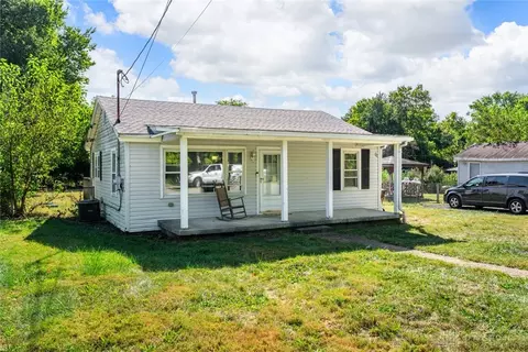 8470 Corlee Rd, Middletown, OH 45042