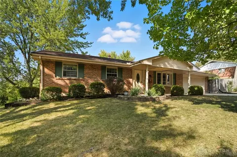3495 Cottage Point Way, Dayton, OH 45449