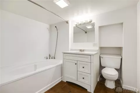 Bath - 5249 Taywell Dr, Springfield, OH 45503 photo 8 of 8