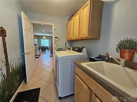 1777 Rockleigh Rd, Dayton, OH 45458 photo 28