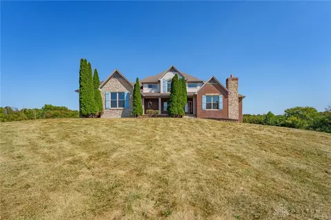 13287 State Route 729, New Vienna, OH 45159