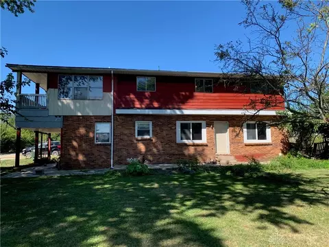 5417 Wadsworth Rd, Dayton, OH 45414