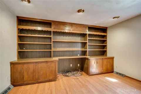 Living - 1020 Carlo, Kettering, OH 45429 photo 9 of 11