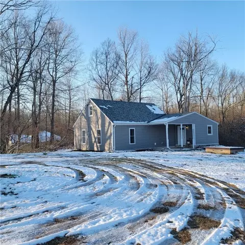 7715 New Carlisle Rd, New Carlisle, OH 45344