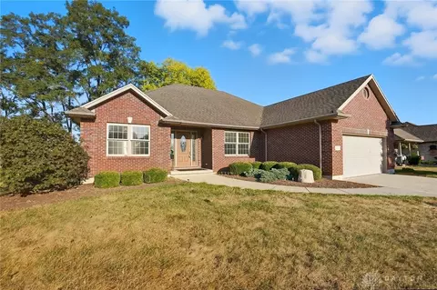 Exterior - 391 Sunset Dr, Franklin, OH 45005 photo 1 of 6
