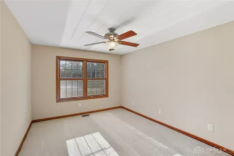 Bedroom - 391 Sunset Dr, Franklin, OH 45005 photo 4 of 7