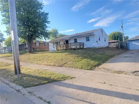 2059 Neff Rd, Dayton, OH 45414