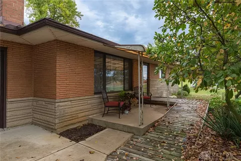 10701 Old Dayton Rd, New Lebanon, OH 45345