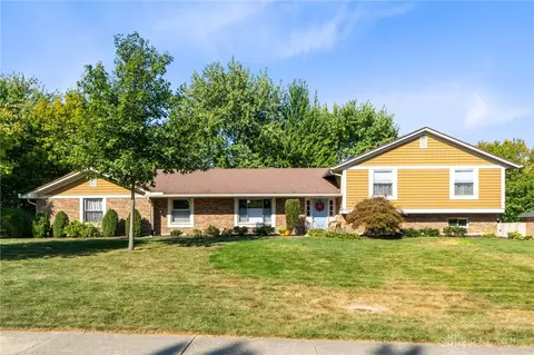 10115 Mallet Dr, Dayton, OH 45458