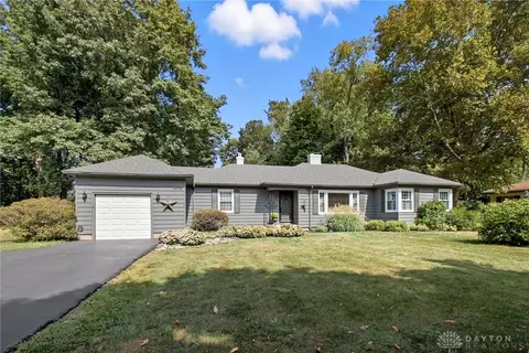 4733 Harlou Dr, Dayton, OH 45432