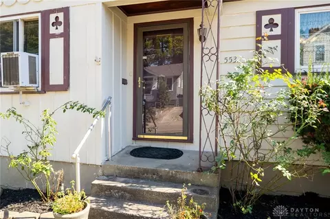 Exterior - 553 Flatt Ter, Cincinnati, OH 45232 photo 4 of 10