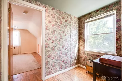 Bedroom - 553 Flatt Ter, Cincinnati, OH 45232 photo 3 of 7