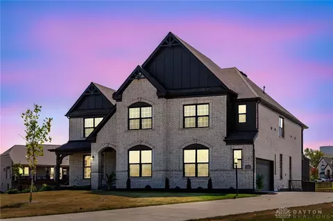 5944 Round Hill Ct, Springboro, OH 45066