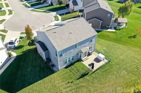 195 Oasis Ct, Springboro, OH 45066 photo 3