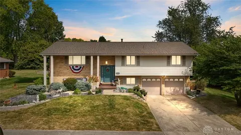 4508 Rean Meadow Dr, Kettering, OH 45440