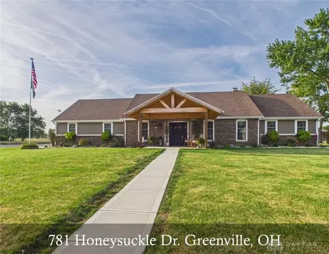 781 Honeysuckle Dr, Greenville, OH 45331