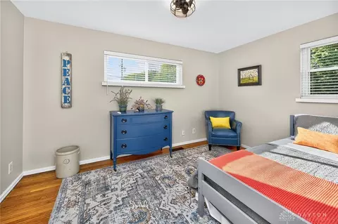 Bedroom - 9748 Leacrest Rd, Cincinnati, OH 45215 photo 3 of 5